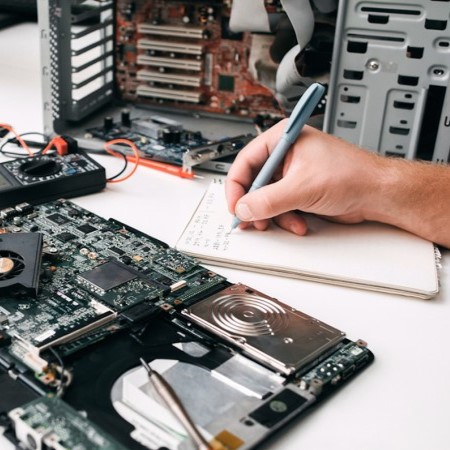 PC/Tech Premium Boutique Image